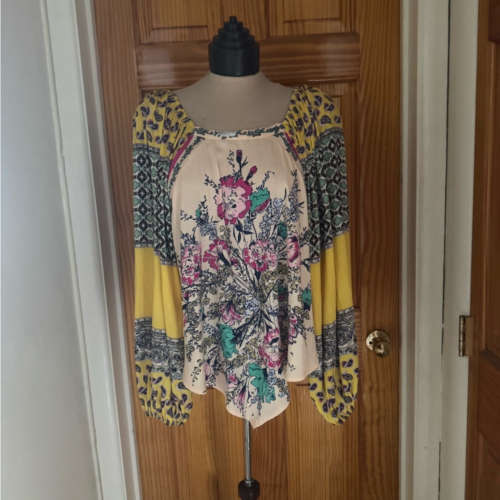 Free People Floral Print Women's Top - Yellow and Cream